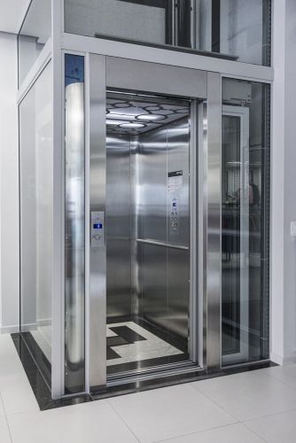 Thang Máy Gia Đình Cửa Mở Bản Lề