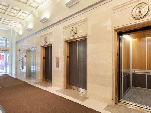 Thang Máy Tải Khách Fuji 1000Kg Liên Doanh